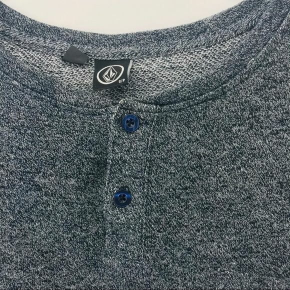 Volcom Sweatshirt Mens Small Gray Light Weight Pull Over Crew Neck Basic Cozy - Picture 3 of 10